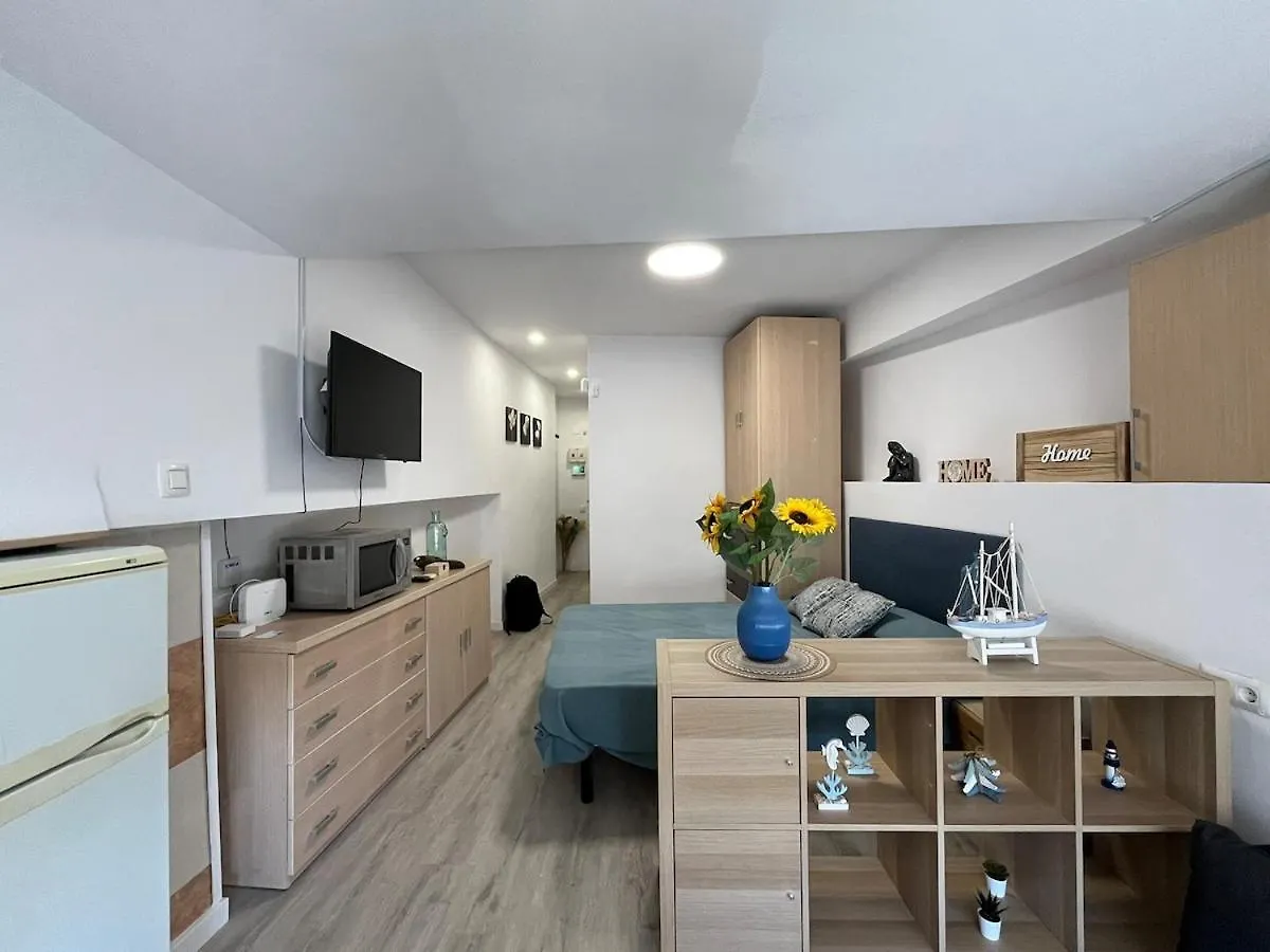 Apartment Platja De La Pineda Studio