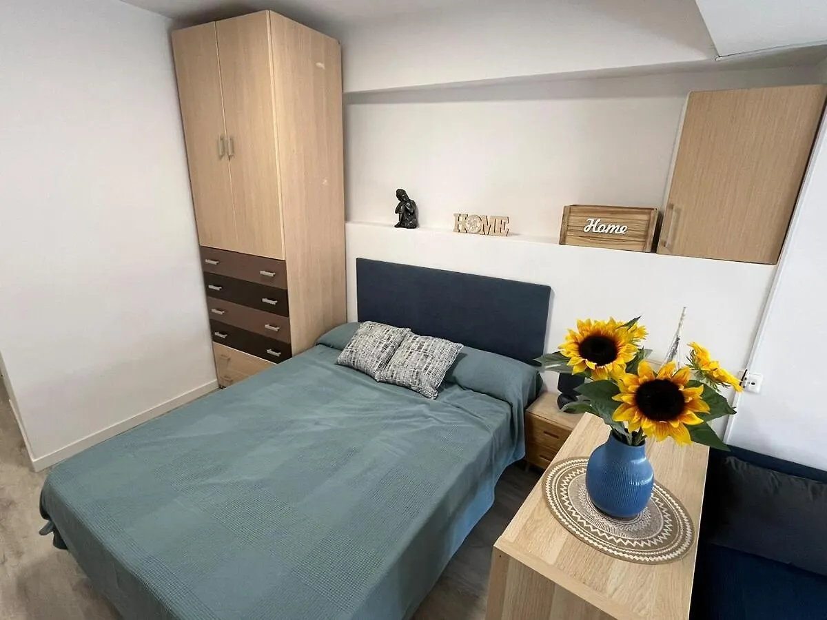 Platja De La Pineda Studio Apartment